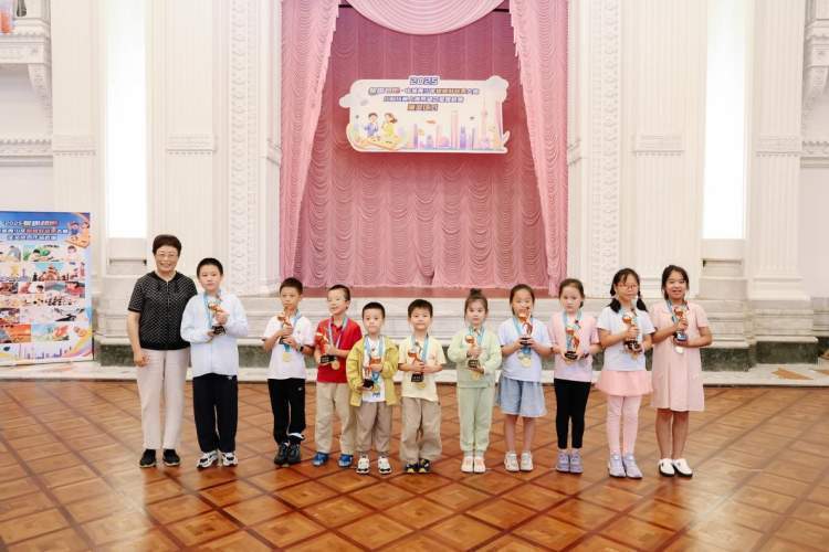 fWHIl, 主办的一项, 中国福利会 fWHIl, 主办的一项, 中国福利会